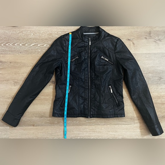 J2 Vegan Leather Jacket - Picture 4 of 6